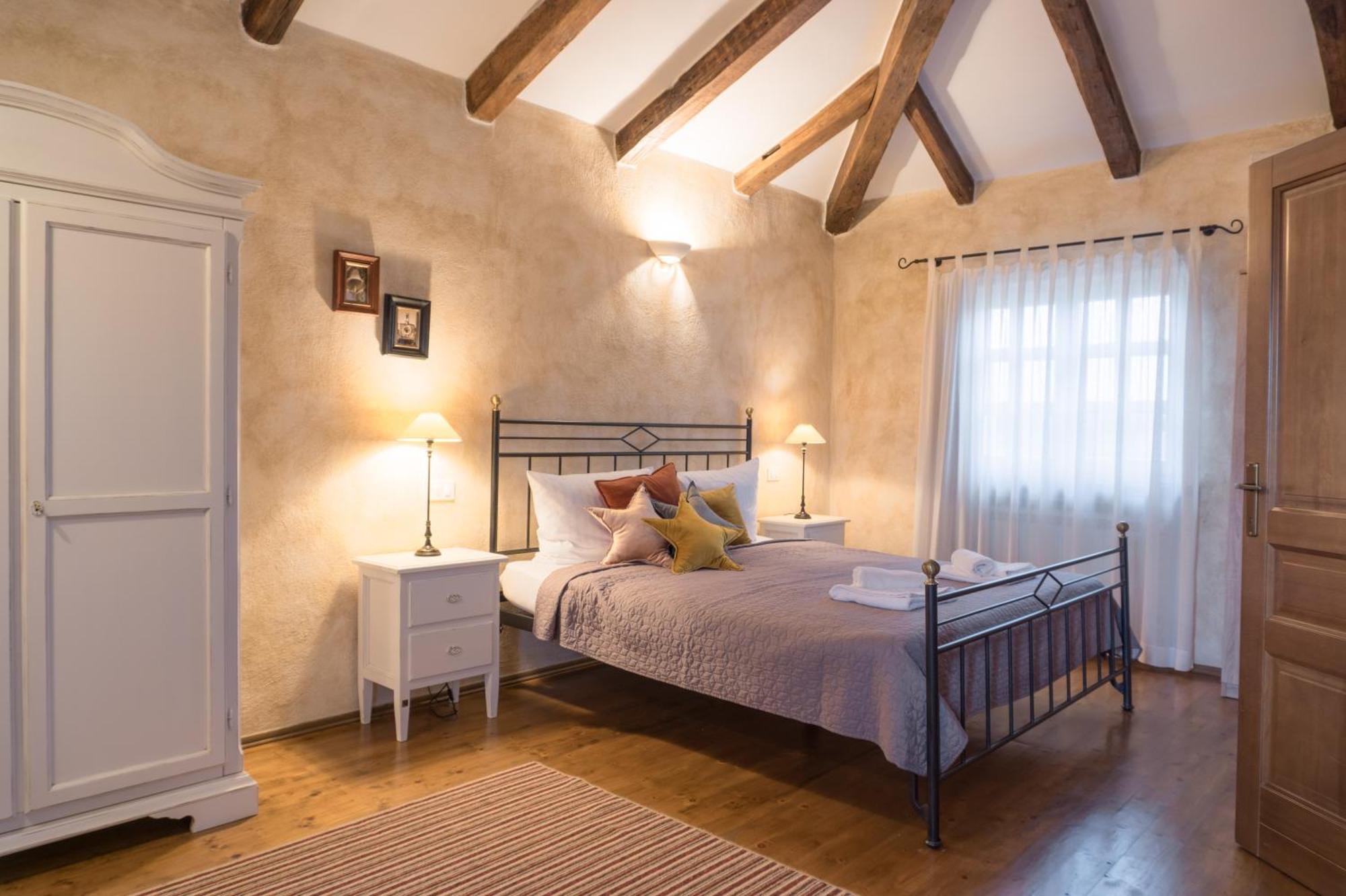 Villa Melissa - Istrisches Steinhaus Mit Pool In Guter Lage Sveti Lovreč Pazenatički Extérieur photo